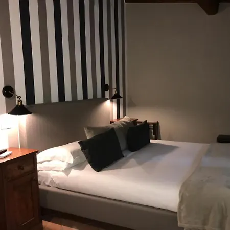 Casa di campagna Il Daino Bianco Country